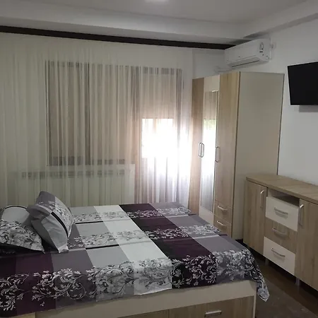 招待所 Vlh Mansion 3*